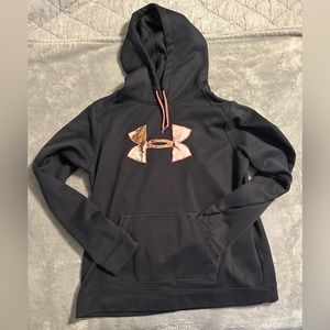 Women’s Semi-Fitted Under Armour hoodie-Size XL
